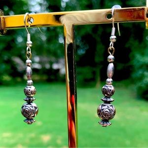 New Handmade Tarnished Silver? Toned Dangled Flower Bead-Bud Earrings